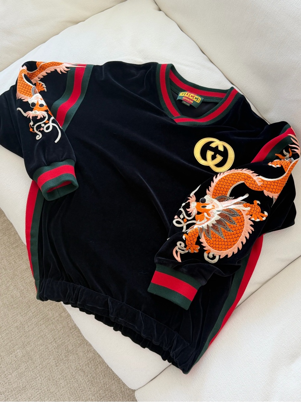 Authentic Brand new Gucci x Dapper Dan Velvet Dragon Embroidered Sweatshirt